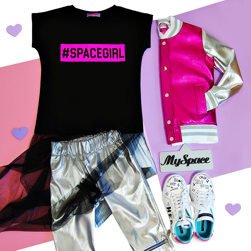 Футболка черная #SPACEGIRL с фатином